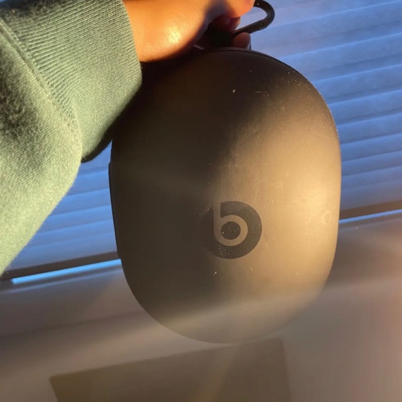 Beats headphones studio 3